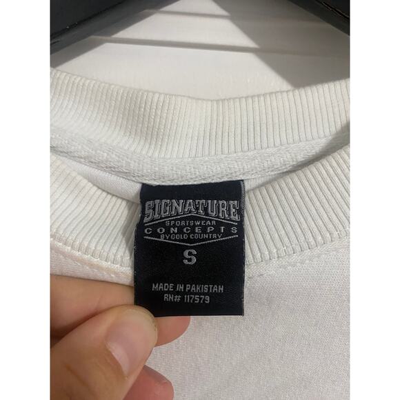 University of North Dakota NODAK Crewneck Sweatshirt - Picture 3 of 5